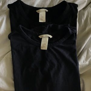 2 h&m basic t-shirts